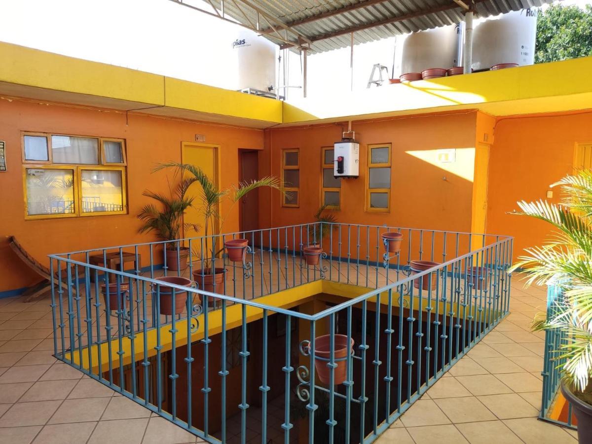 Hostal Zipolite Arteaga Oaxaca Bagian luar foto