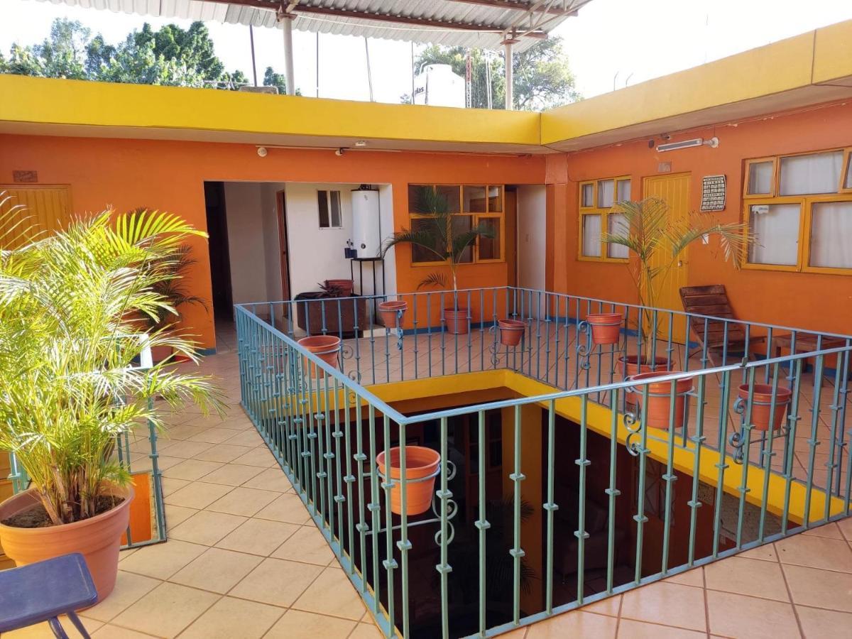 Hostal Zipolite Arteaga Oaxaca Bagian luar foto