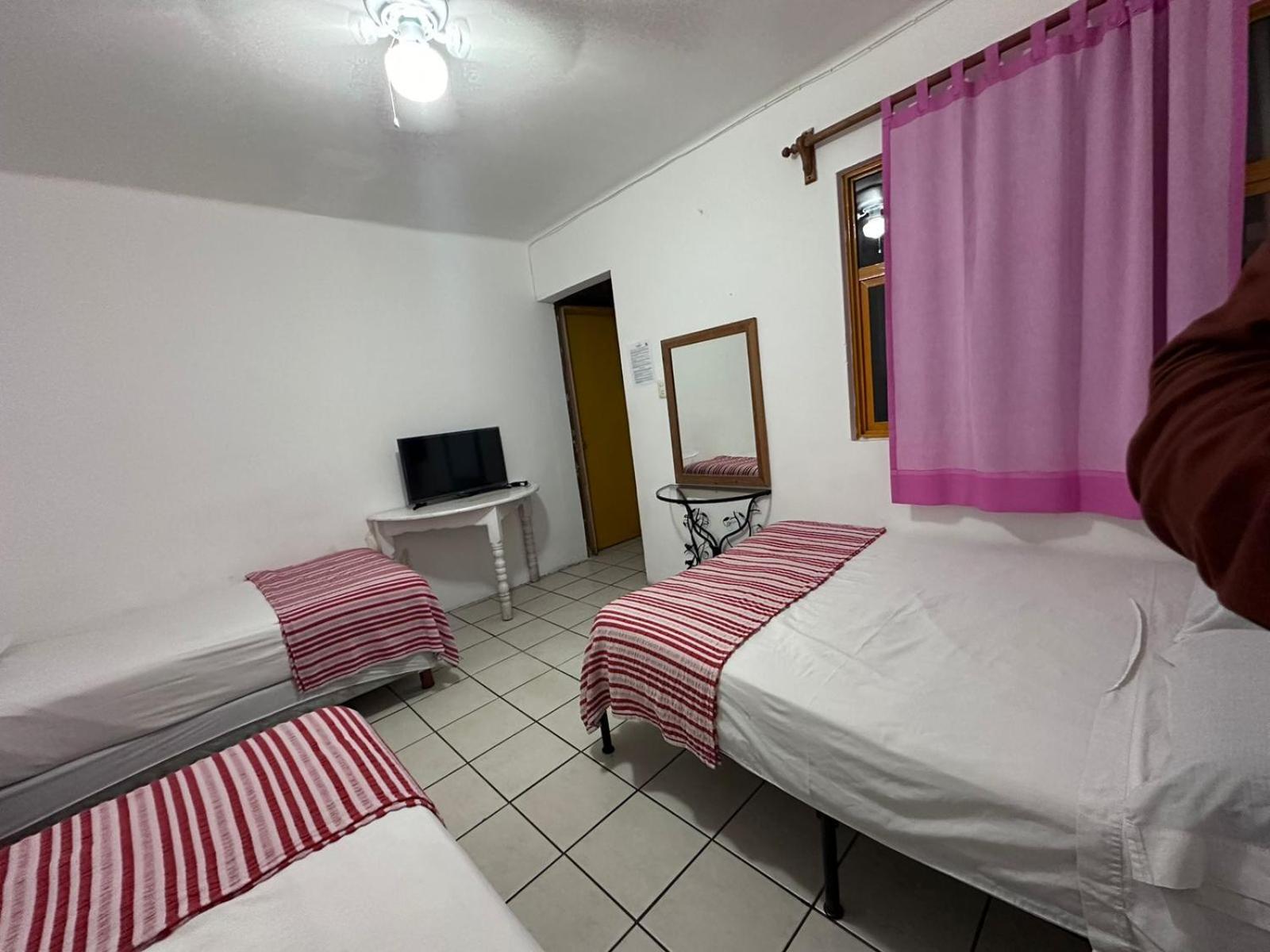 Hostal Zipolite Arteaga Oaxaca Bagian luar foto