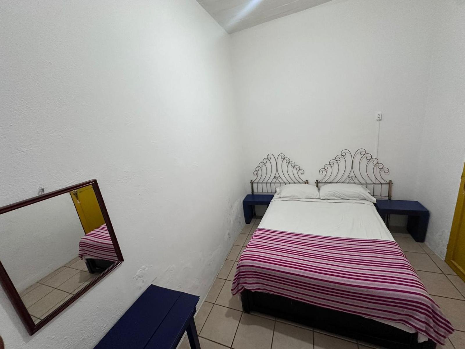 Hostal Zipolite Arteaga Oaxaca Bagian luar foto