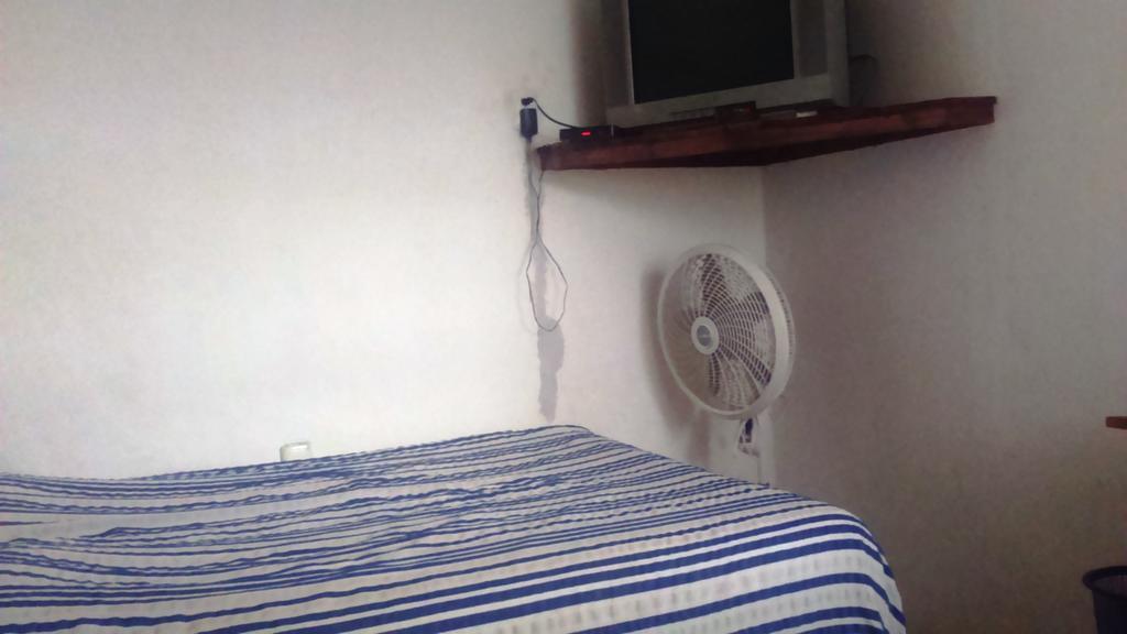 Hostal Zipolite Arteaga Oaxaca Ruang foto